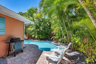 208 82nd St, Holmes Beach, FL 34217 - Photo 40