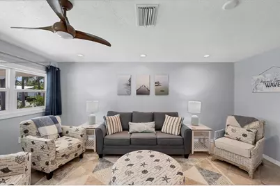 208 82nd Street #B, Holmes Beach, FL 34217 - Photo 10