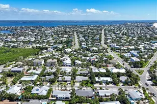 208 82nd St, Holmes Beach, FL 34217 - Photo 48