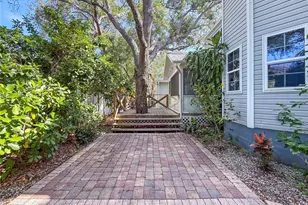 2306 63rd St W, Bradenton, FL 34209 - Photo 6