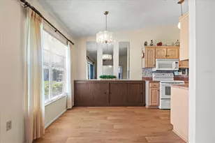 3701 39th St W, Bradenton, FL 34205 - Photo 8