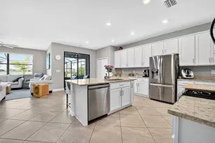 15527 Islandwalk Ave, Bradenton, FL 34211 - Photo 10