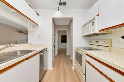 3880 59th Avenue W #4196, Bradenton, FL 34210 - Photo 12