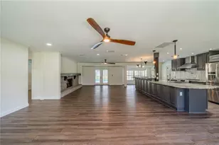 11202 Tralee Dr, Riverview, FL 33569 - Photo 8