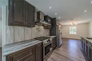 11202 Tralee Dr, Riverview, FL 33569 - Photo 6