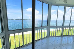 775 John Ringling Blvd, Sarasota, FL 34236 - Photo 12