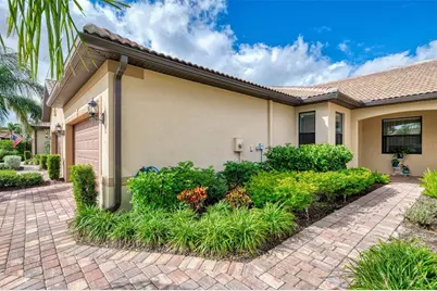 18819 Lanuvio Street, Venice, FL 34293 - Photo 2