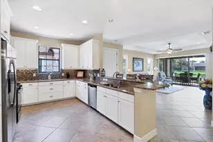 8248 Varenna Dr, Sarasota, FL 34231 - Photo 4