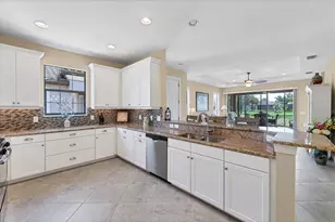 8248 Varenna Dr, Sarasota, FL 34231 - Photo 10