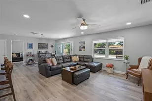 744 Guild Dr, Venice, FL 34285 - Photo 6