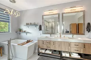 7418 Westmoreland Dr, Sarasota, FL 34243 - Photo 24