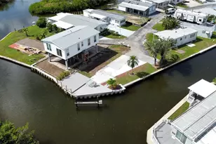 149 Bayou Dr, Venice, FL 34285 - Photo 8