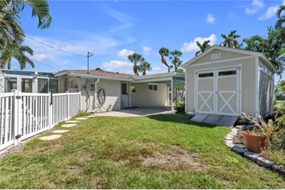 204 83rd Street, Holmes Beach, FL 34217 - Photo 36