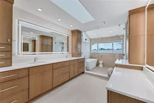 225 Little Pond Ln, Sarasota, FL 34242 - Photo 38