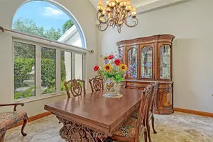 1887 Buccaneer Cir, Sarasota, FL 34231 - Photo 8