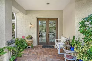 1887 Buccaneer Cir, Sarasota, FL 34231 - Photo 6