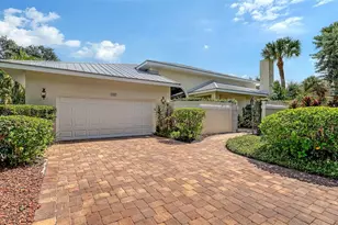 1887 Buccaneer Cir, Sarasota, FL 34231 - Photo 4