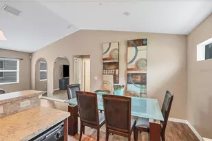 4032 11th St E, Bradenton, FL 34208 - Photo 10