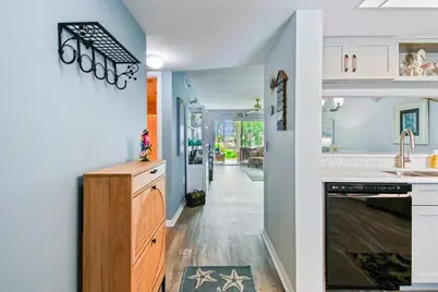 7301 29th Ave Dr W #202, Bradenton, FL 34209 - Photo 2