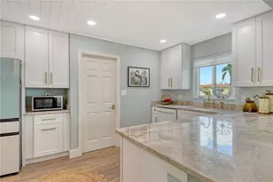 4780 Gulf Of Mexico Dr Villa 5, Longboat Key, FL 34228 - Photo 8