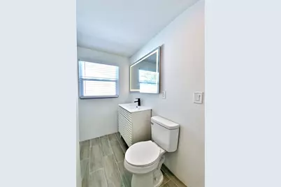 322 34th Street W, Bradenton, FL 34205 - Photo 16