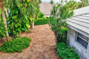 2104 Tocobaga Ln, Nokomis, FL 34275 - Photo 44