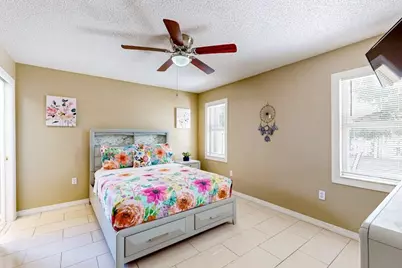 6602 38th Avenue Circle W, Bradenton, FL 34209 - Photo 10