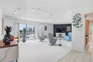 2301 Gulf of Mexico Dr, Longboat Key, FL 34228 - Photo 4