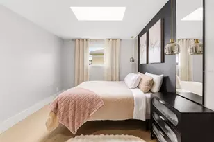 908 NE 5th Pl, Cape Coral, FL 33909 - Photo 14