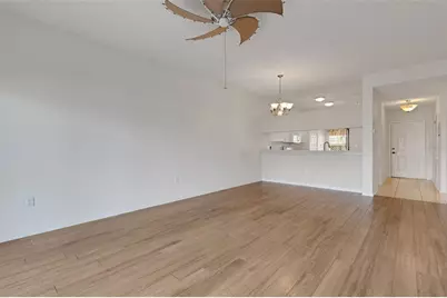 4206 Caddie Drive E #103, Bradenton, FL 34203 - Photo 6