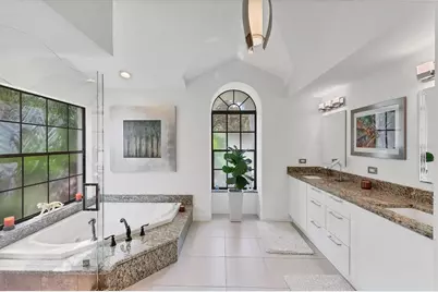 8704 Misty Creek Drive, Sarasota, FL 34241 - Photo 28