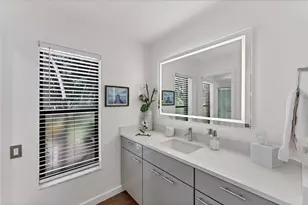 8704 Misty Creek Dr, Sarasota, FL 34241 - Photo 36