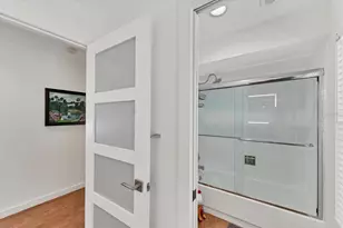 8704 Misty Creek Dr, Sarasota, FL 34241 - Photo 38