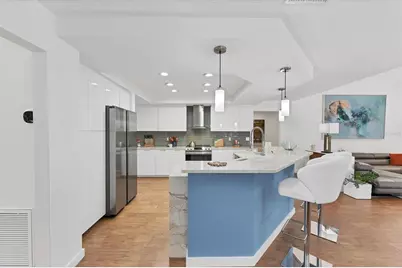 8704 Misty Creek Drive, Sarasota, FL 34241 - Photo 16