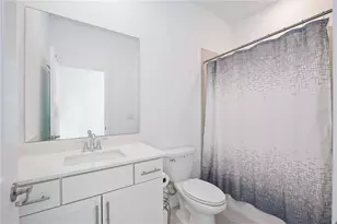 11380 Burgundy Dr, Venice, FL 34293 - Photo 12
