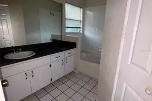 6048 Sand Key Ln, Wesley Chapel, FL 33545 - Photo 10