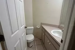 6048 Sand Key Ln, Wesley Chapel, FL 33545 - Photo 6