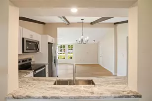 3428 Hacienda St, Sarasota, FL 34237 - Photo 6