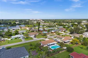 219 Coral Rd, Venice, FL 34293 - Photo 24
