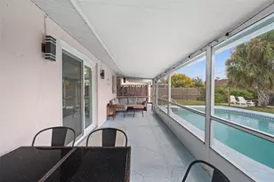 219 Coral Rd, Venice, FL 34293 - Photo 18