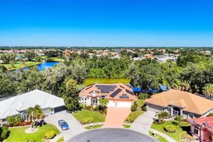 498 Buttonbush Ln, Venice, FL 34293 - Photo 4