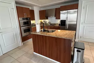 1350 Main St, Sarasota, FL 34236 - Photo 8