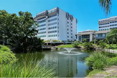 1125 W Peppertree Drive #706, Sarasota, FL 34242 - Photo 34