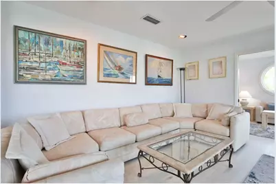 3440 Gulf Of Mexico Drive #9, Longboat Key, FL 34228 - Photo 10