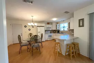 3810 37th St S, Saint Petersburg, FL 33711 - Photo 8