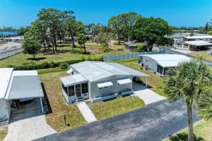 348 Tropic Dr, Osprey, FL 34229 - Photo 4