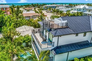 234 Grant Dr, Sarasota, FL 34236 - Photo 6