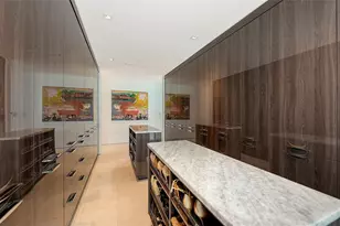 280 Golden Gate Point, Sarasota, FL 34236 - Photo 32