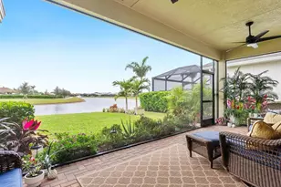 4925 Surfside Cir, Bradenton, FL 34211 - Photo 2