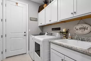 4925 Surfside Cir, Bradenton, FL 34211 - Photo 26